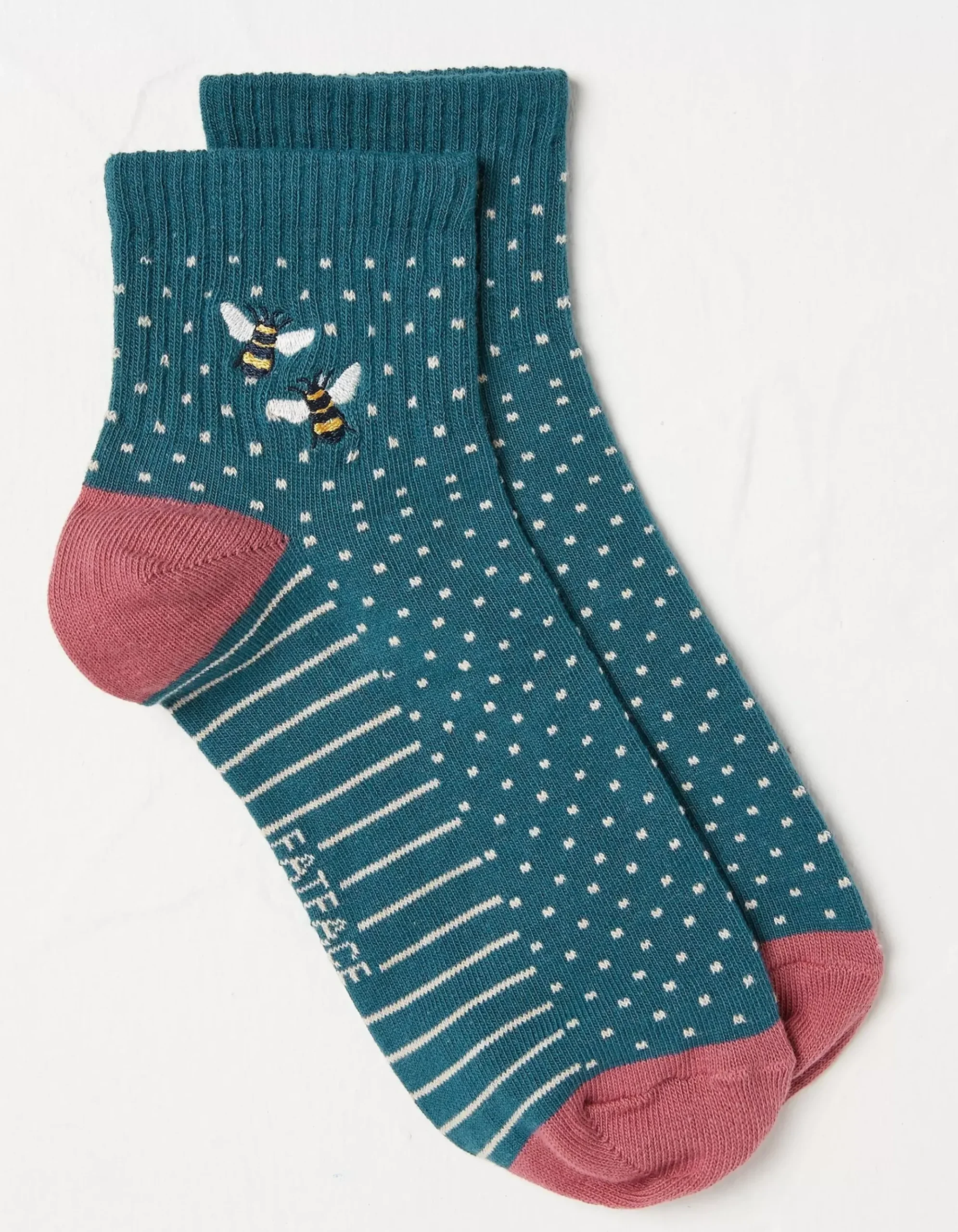 1 Pack Embroidered Bee Rib Socks