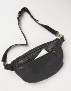 Arven Sling Crossbody Bag