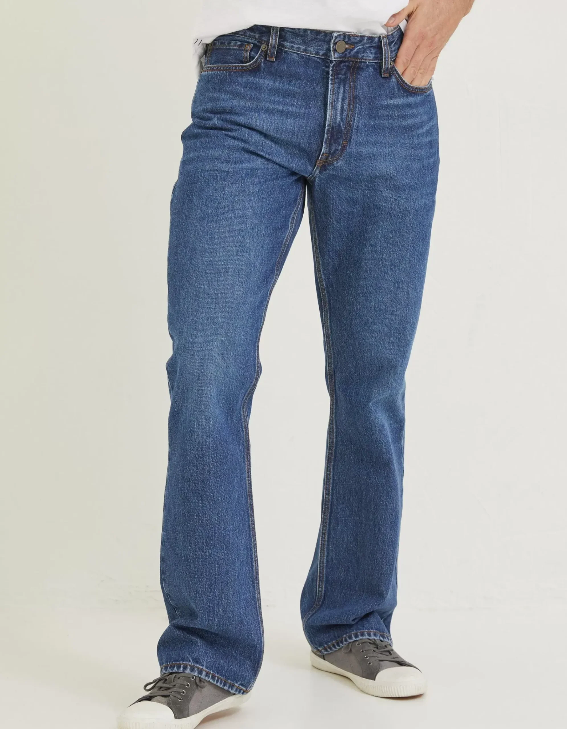 Bootcut Stone Wash Jeans