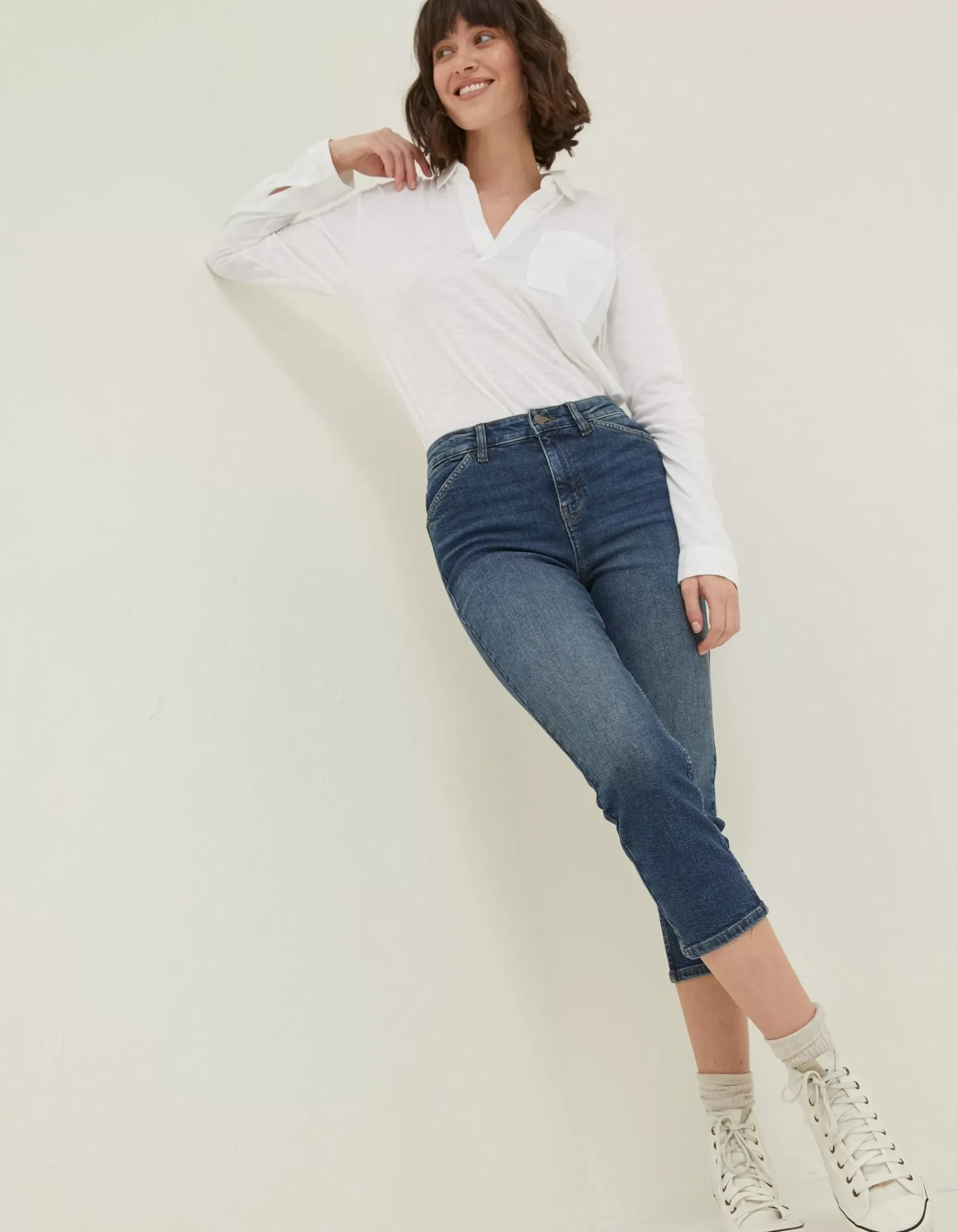Capri Sway Slim Jeans
