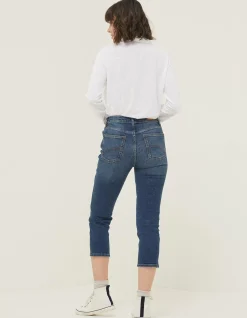 Capri Sway Slim Jeans