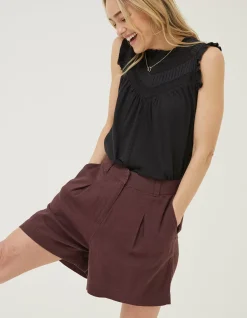 Deal A Line Linen Blend Short