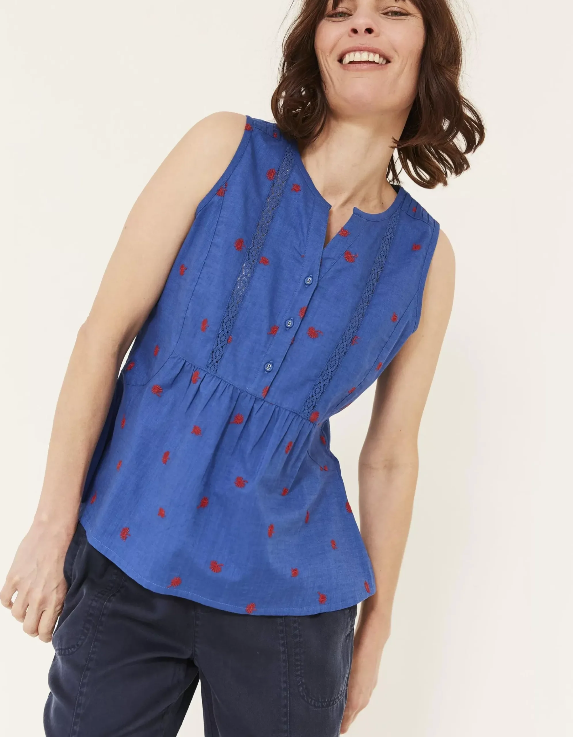Ella Embroidered Daisy Cami