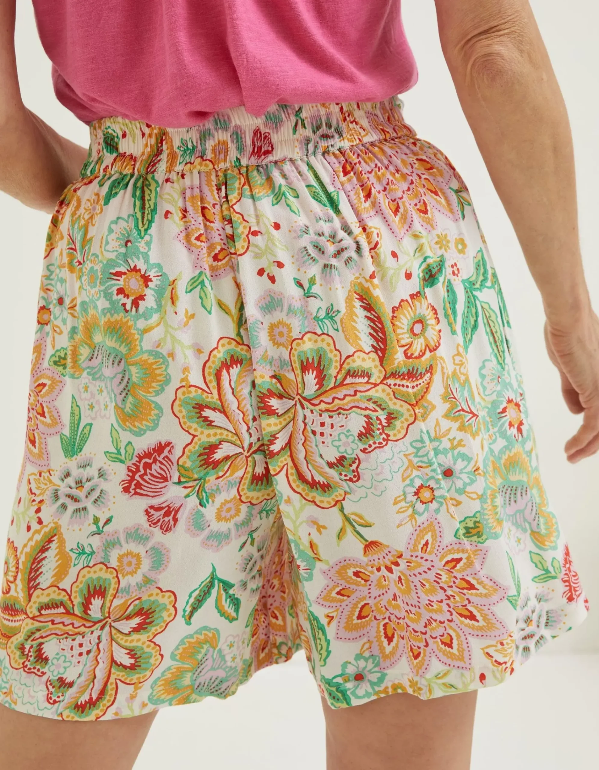 Faye Paradise Floral Shorts