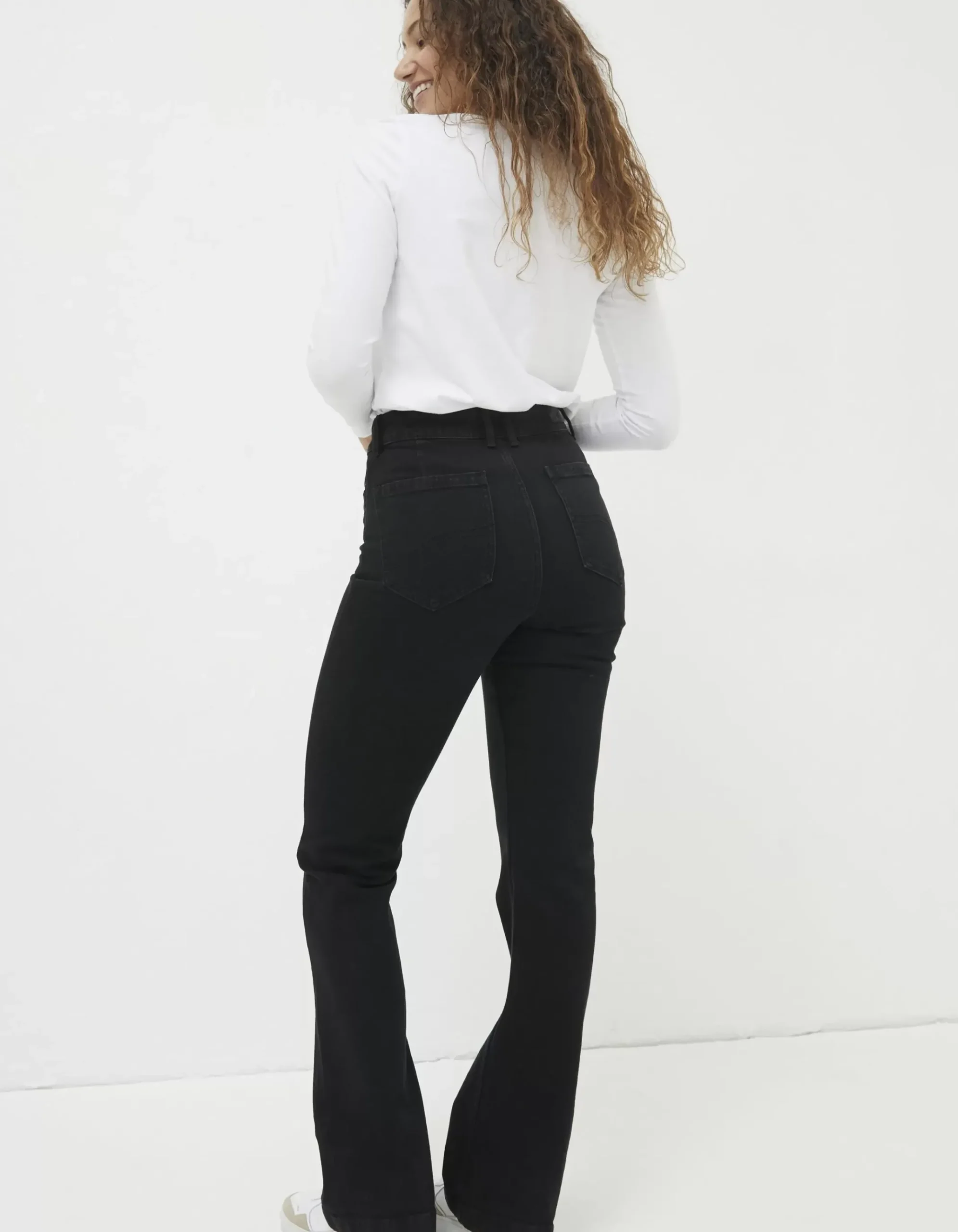 Fly Flare Jeans