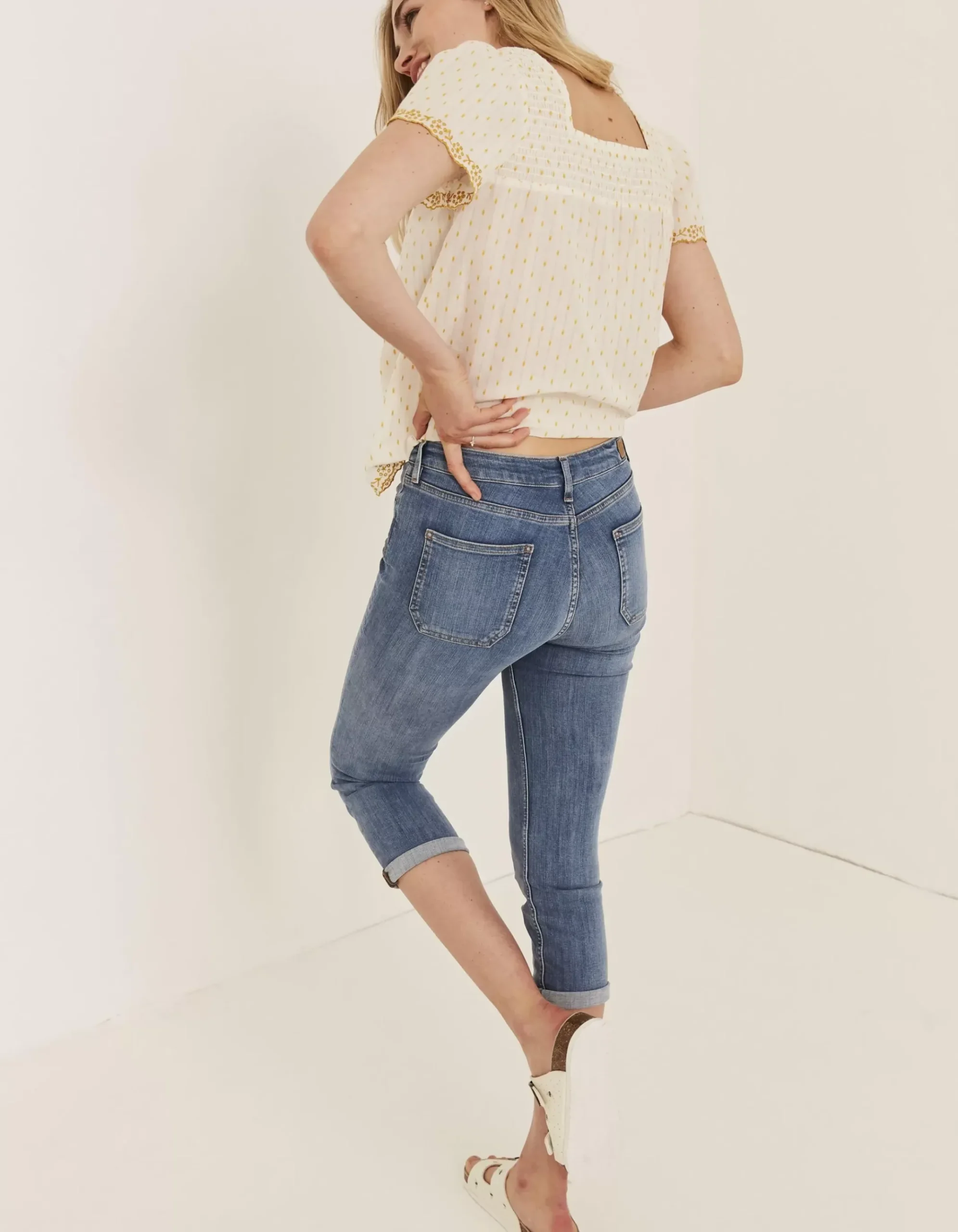 Hertford Skinny Denim Capri Crops