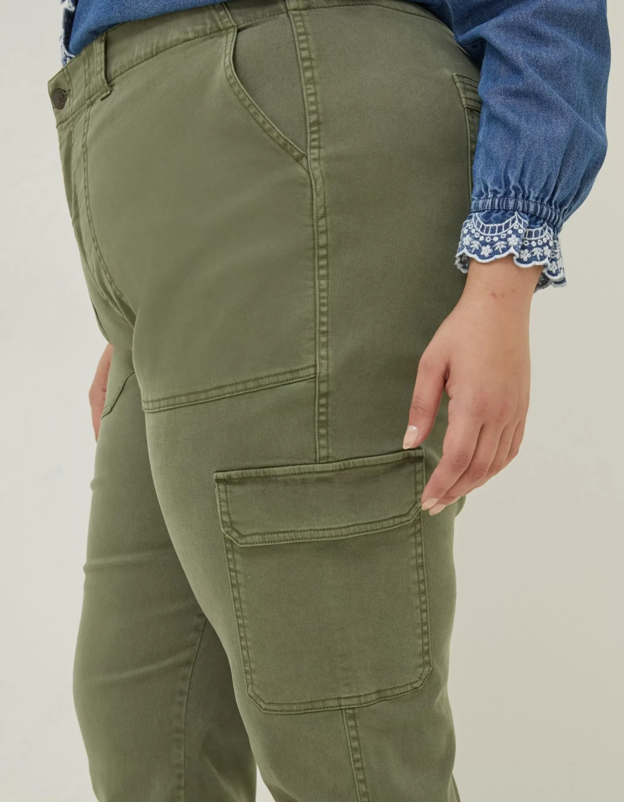 Hythe Cargo Trouser