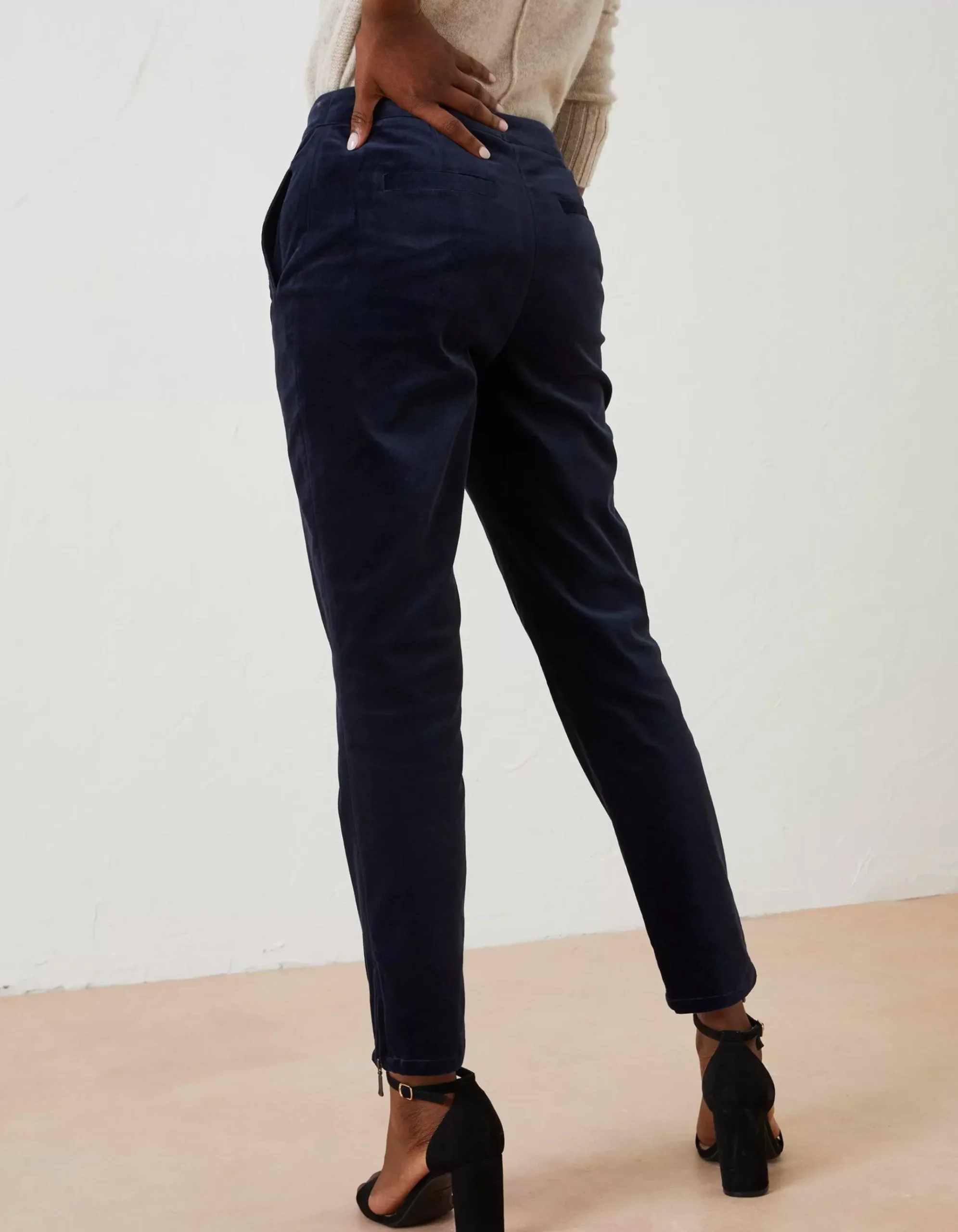 Isobelle Velvet Trousers