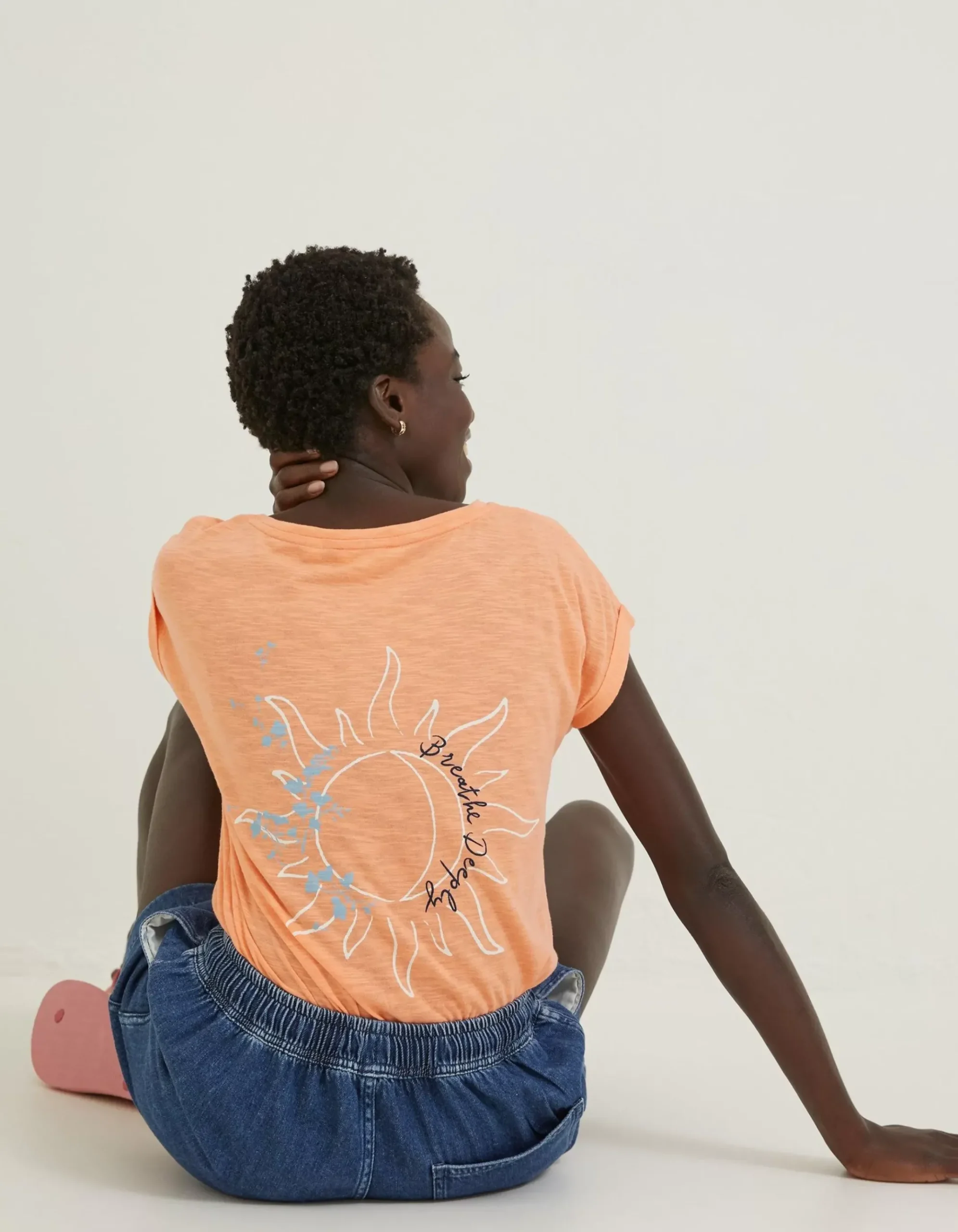 Ivy Breathe Deeply Graphic T-Shirt