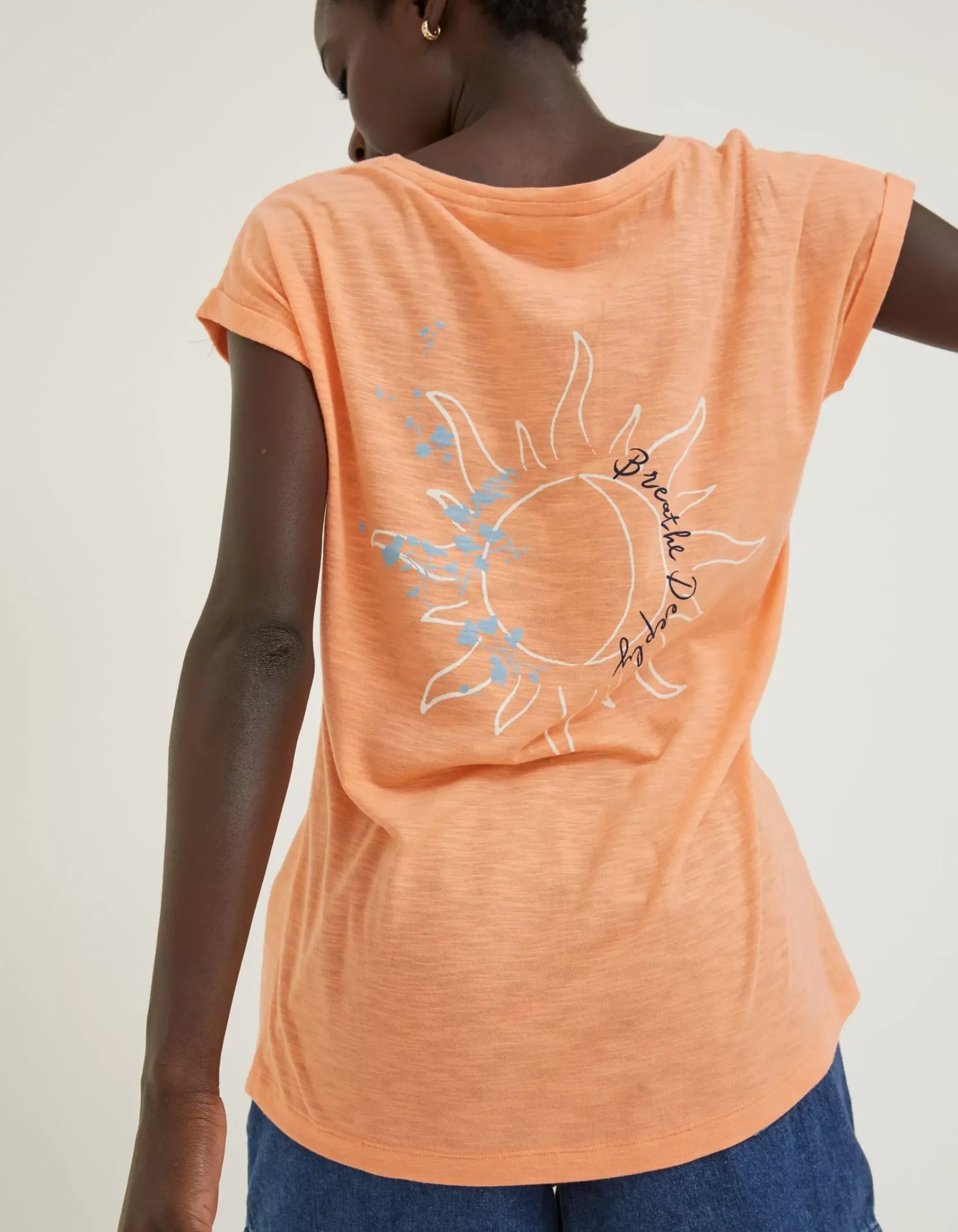 Ivy Breathe Deeply Graphic T-Shirt