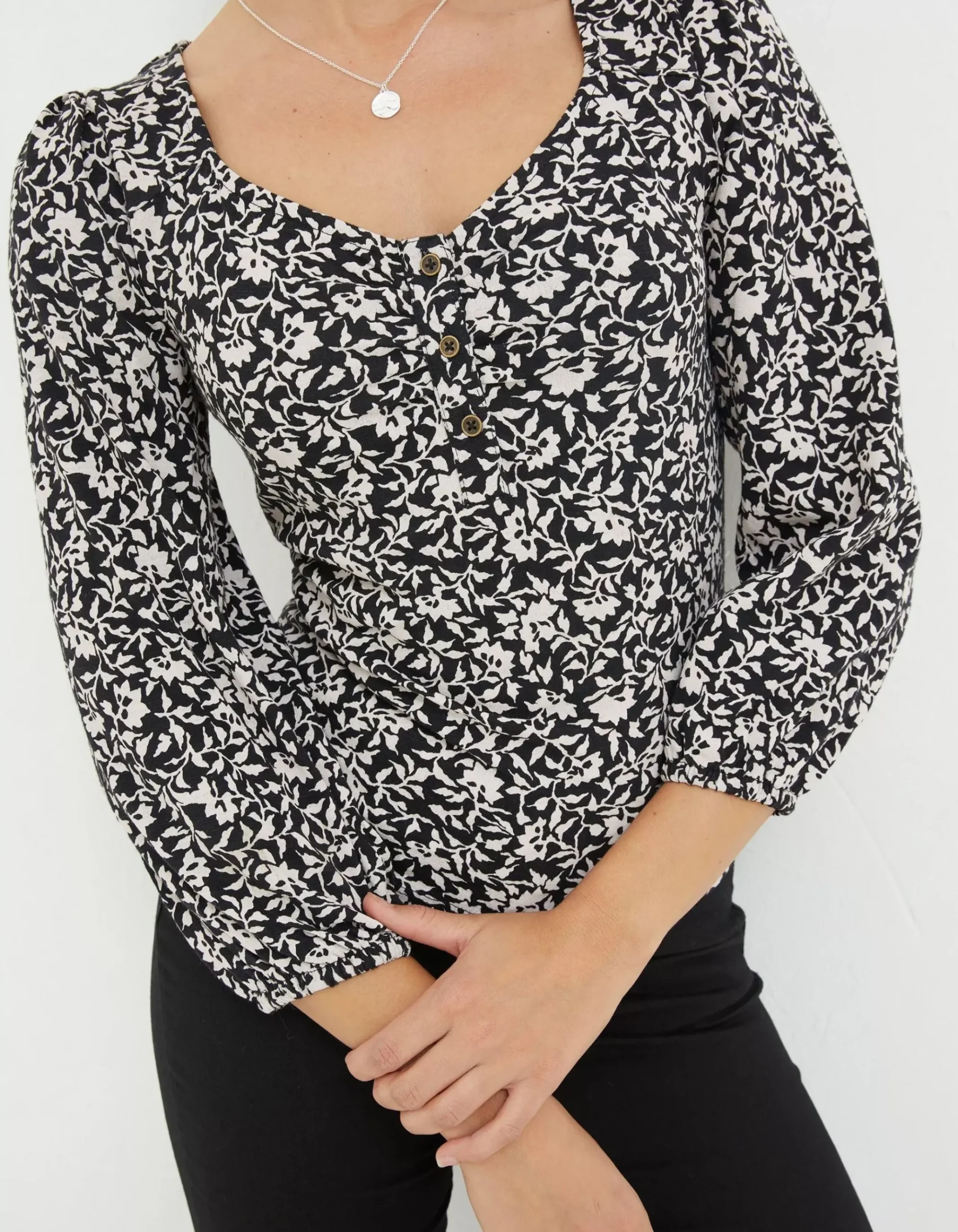 Kara Mono Vines Top