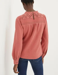 Liza Broderie Top
