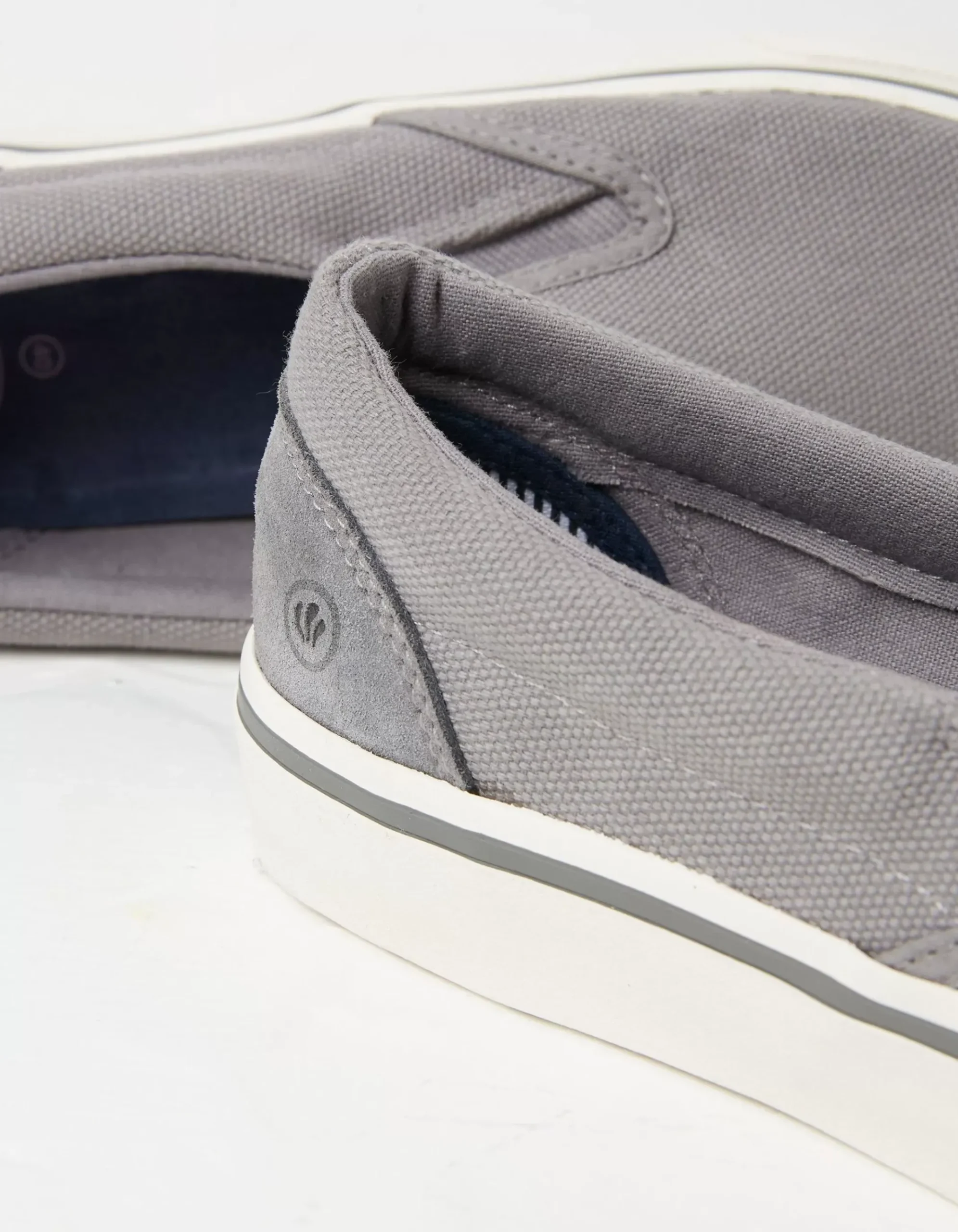 Ollie Slip On Trainers
