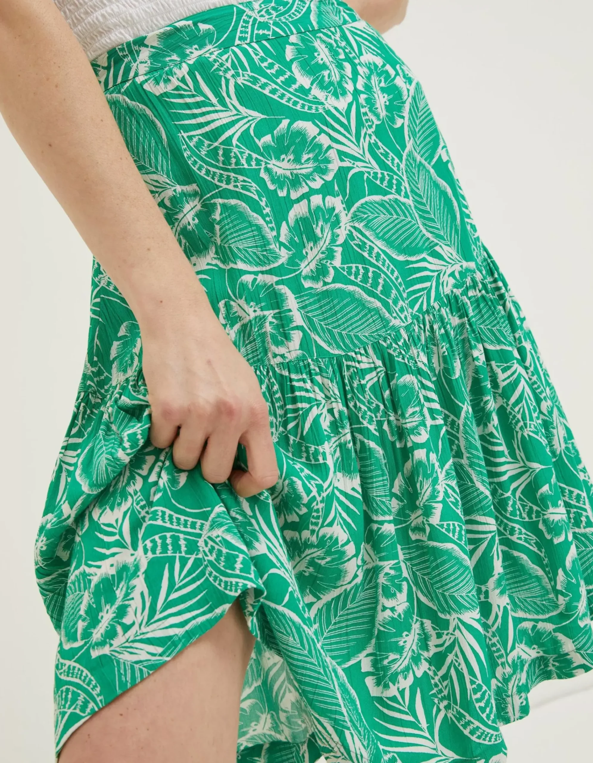 Remy Tropical Leaf Skirt