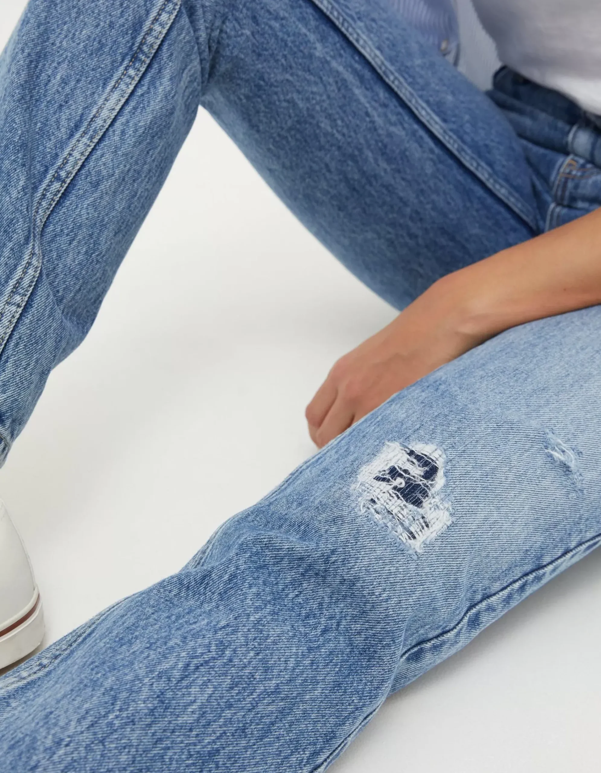 Rip And Repair Mom Jeans