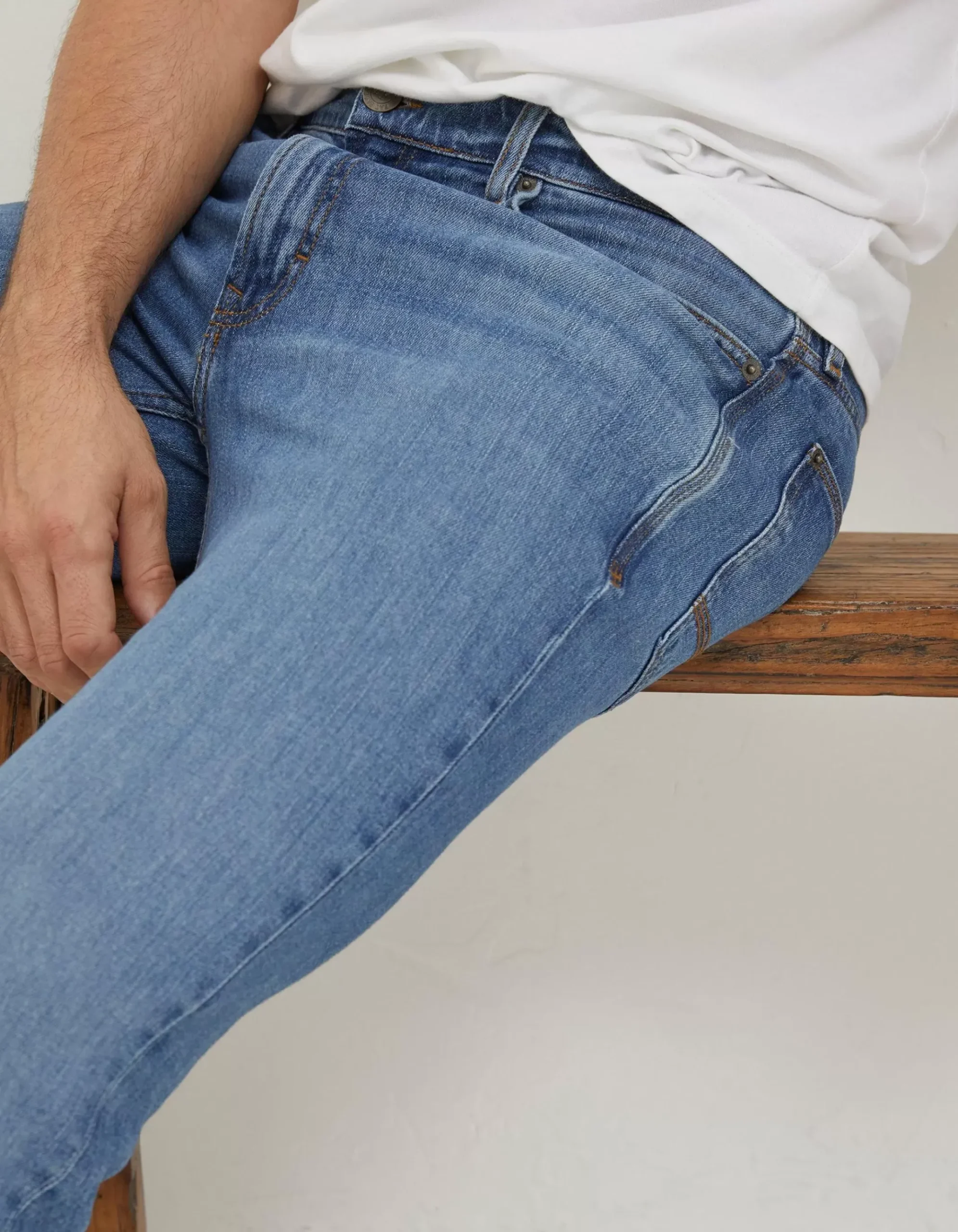 Slim Authentic Wash Jeans
