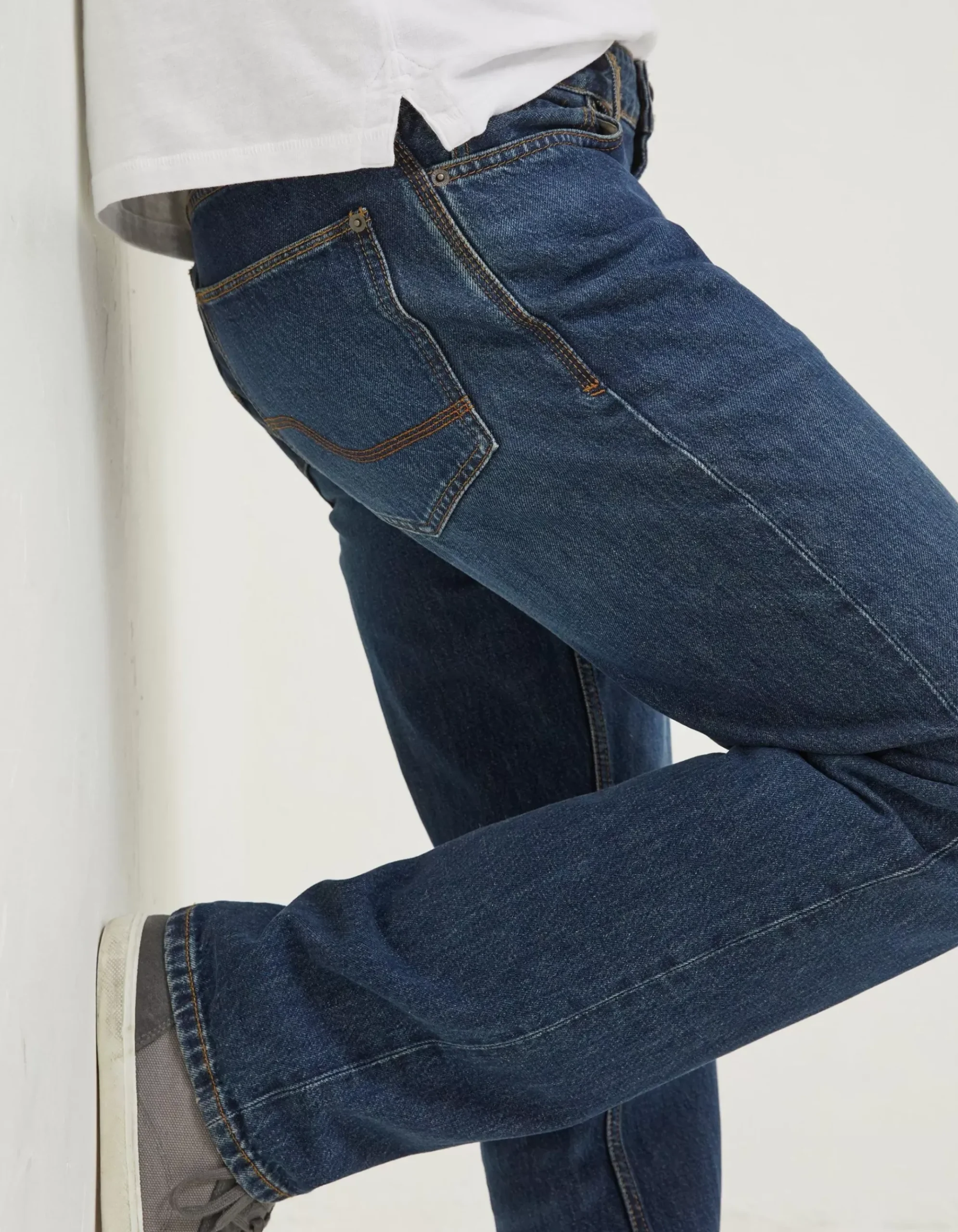 Straight Mid Wash Jeans