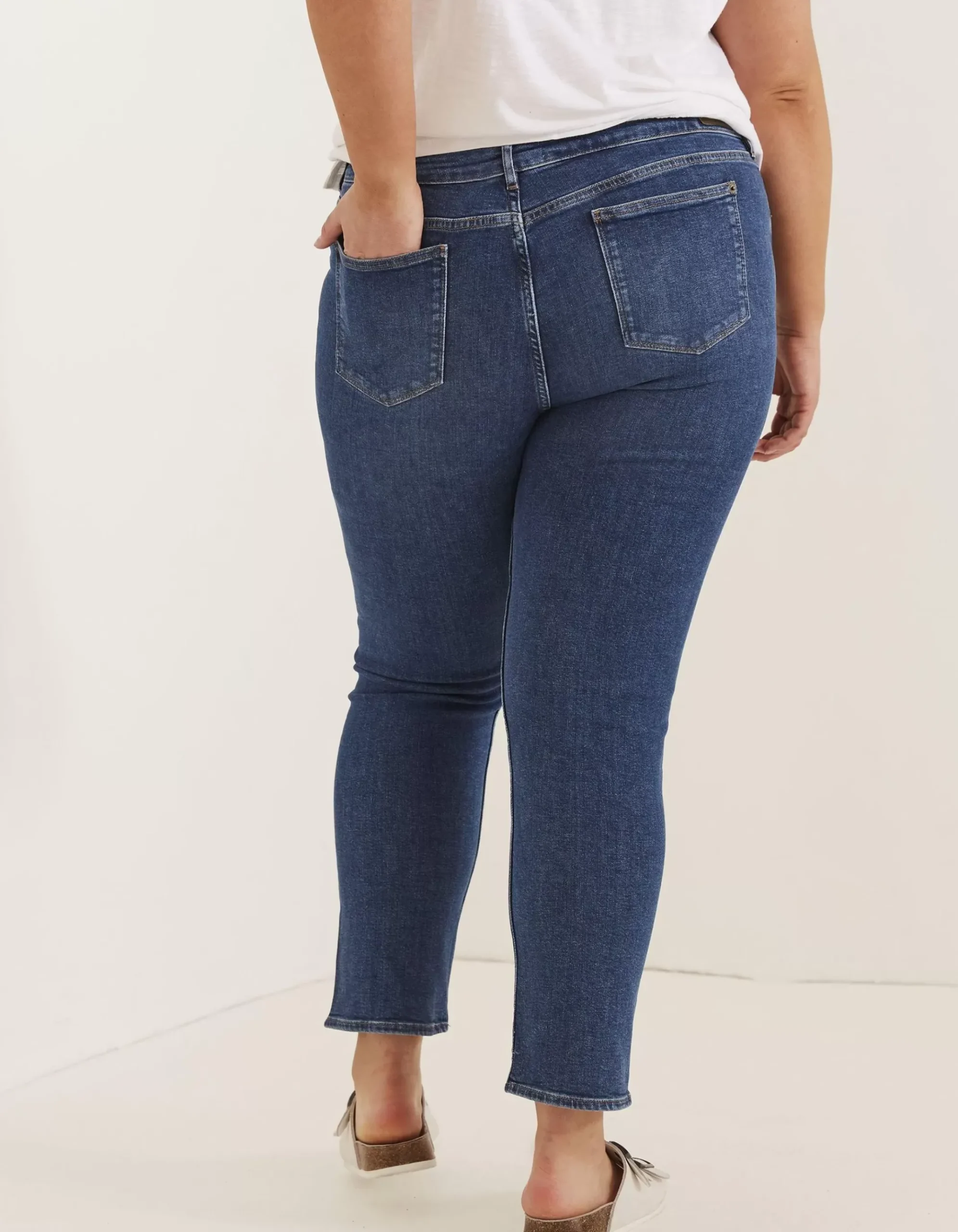 Sway Slim Jeans