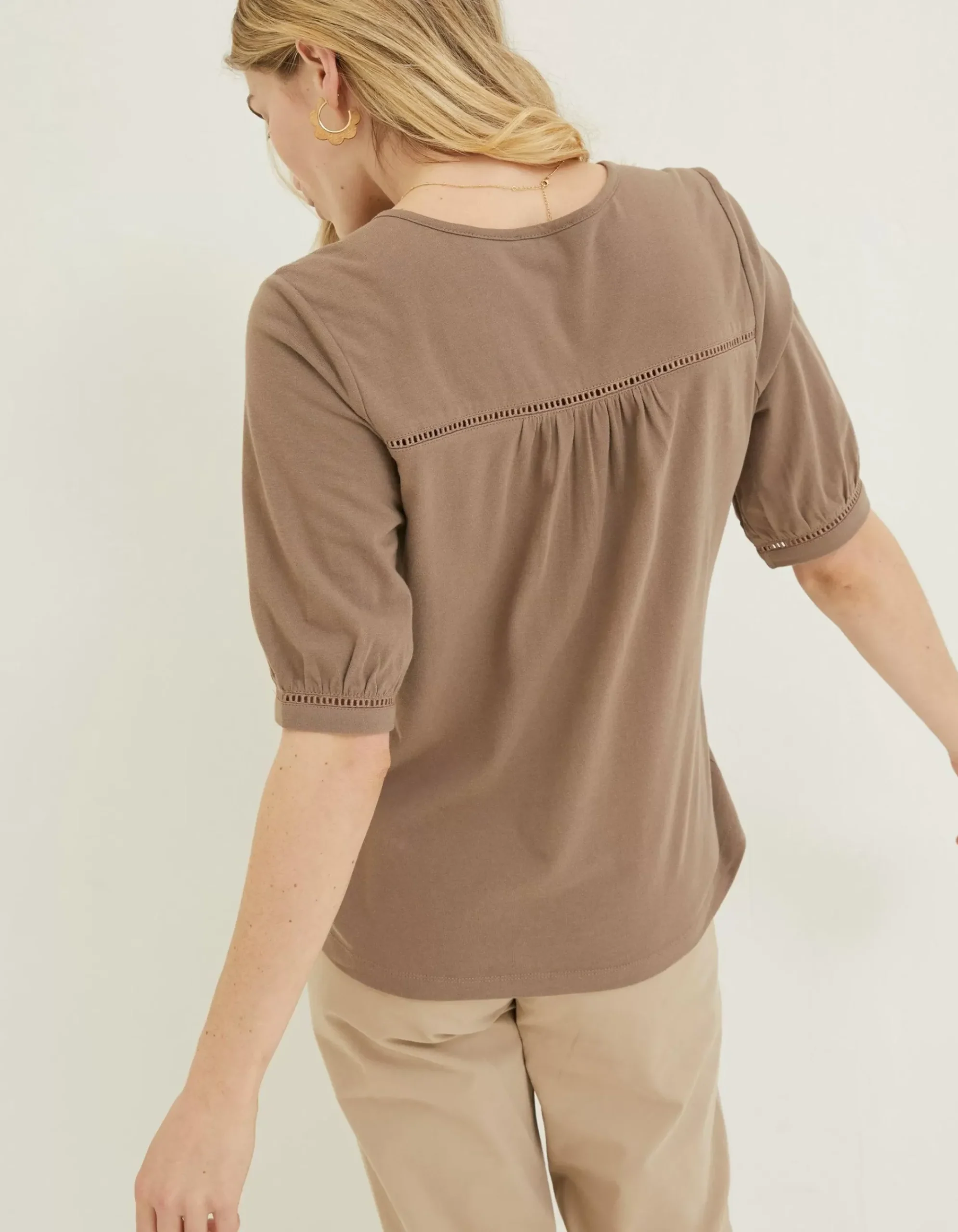 Tula Notch Top