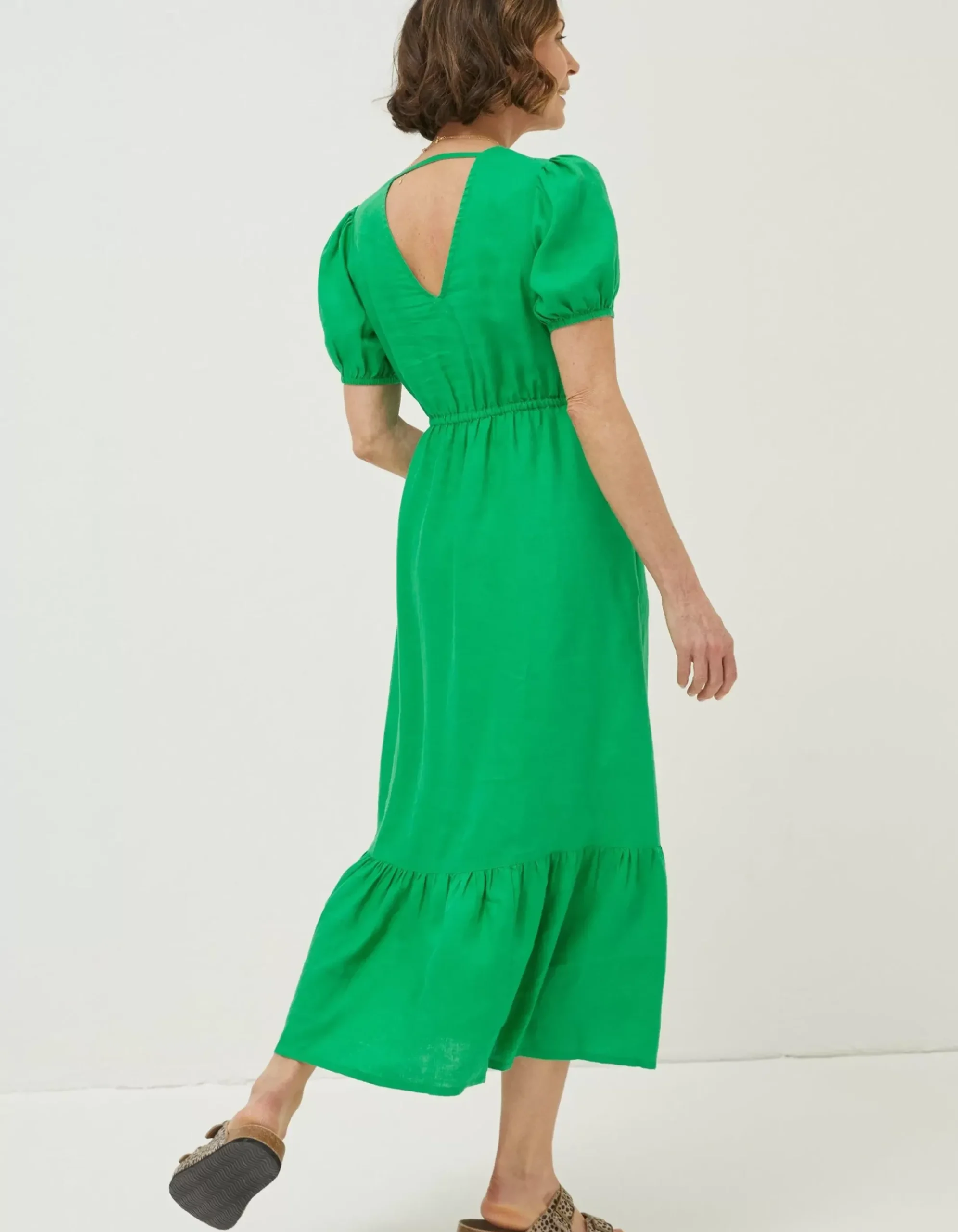 Vivvie Linen Midi Dress